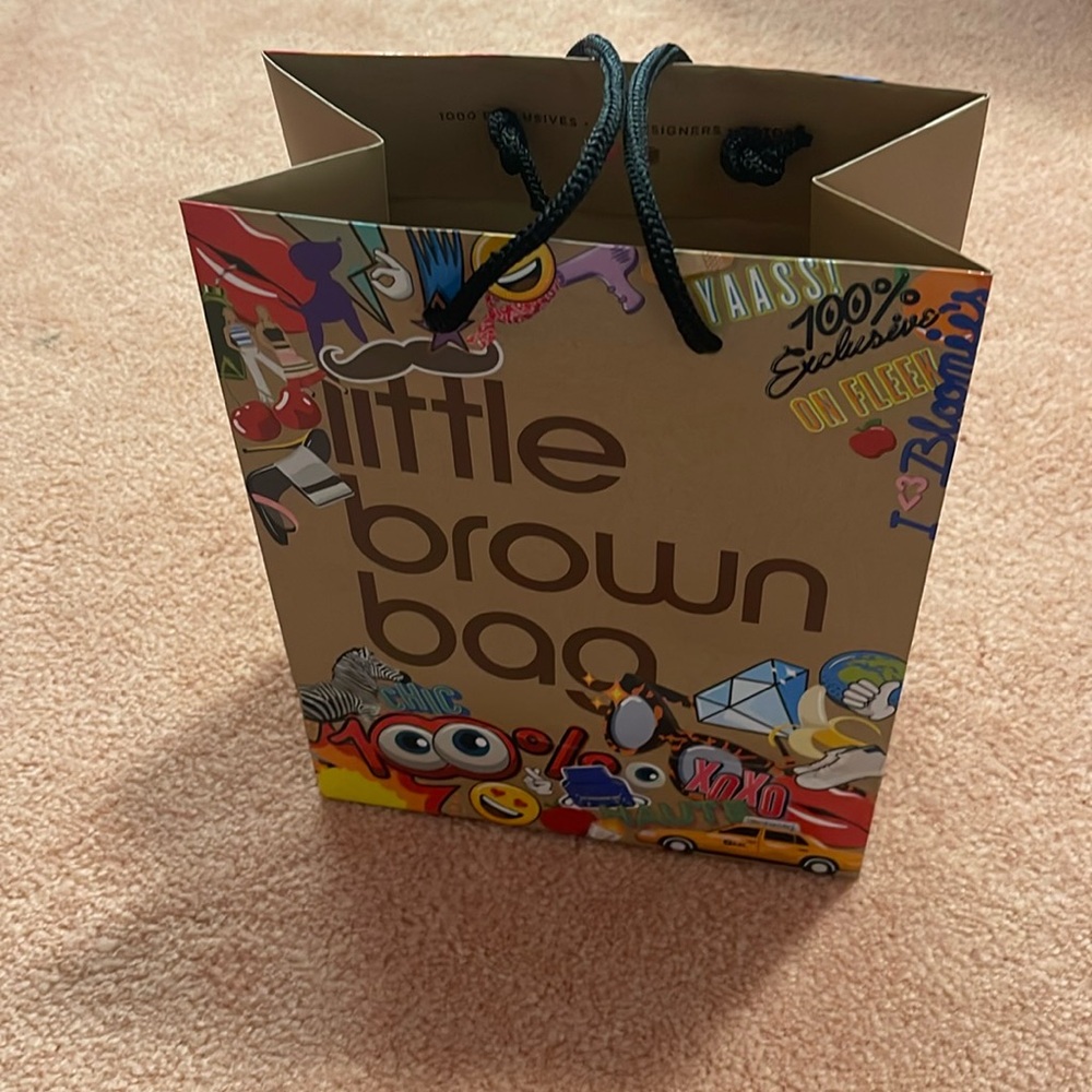 Bloomingdales’s very cute bag new